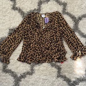 NWT Miss Los Angeles Ruffle Bell Sleeve Top in sheer leopard print size Medium